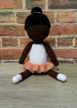 Load image into Gallery viewer, Mini Dancer